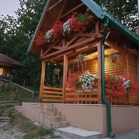 Holiday home Brvnare Dunja 1 I Dunja 2 *