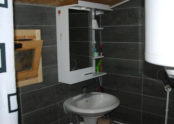 Brvnare Dunja 1 I Dunja 2 * Kraljevo